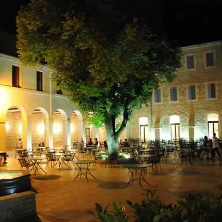 Hotellerie Notre Dame De Lumieres 3*